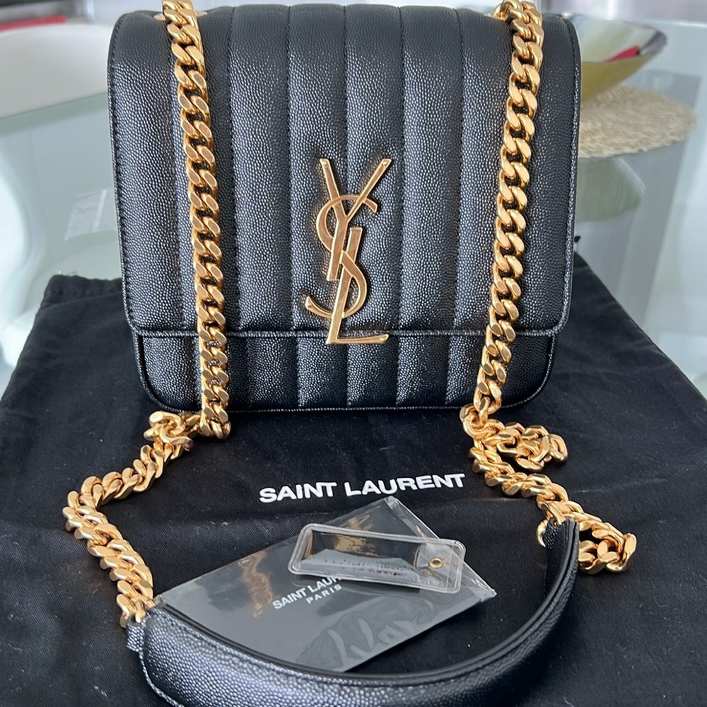 Yves Saint Laurent - Vicky leather crossbody bag